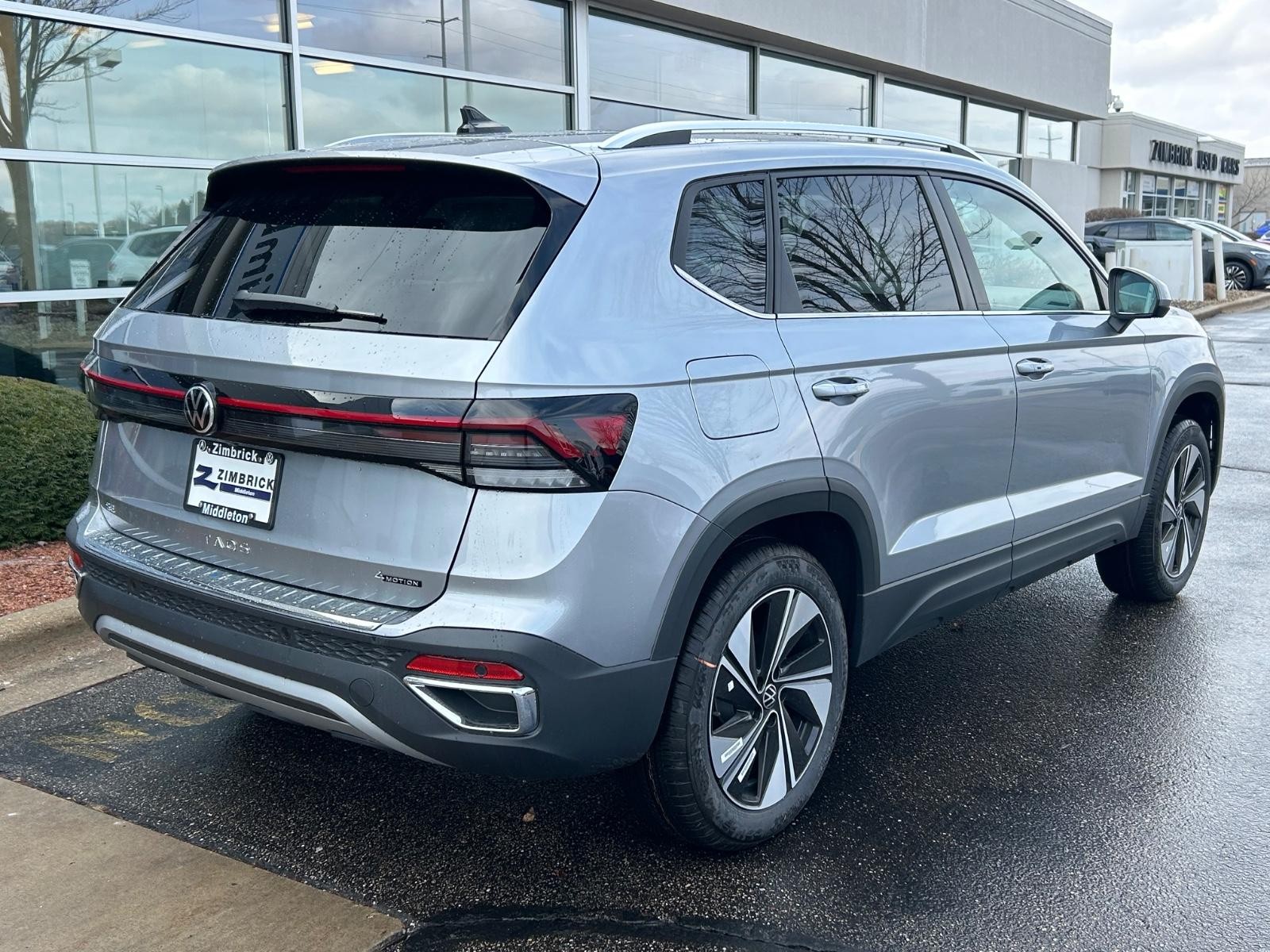Volkswagen Taos Vehicle Image 03