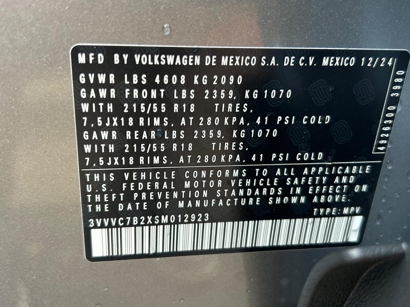 Volkswagen Taos Vehicle Image 17
