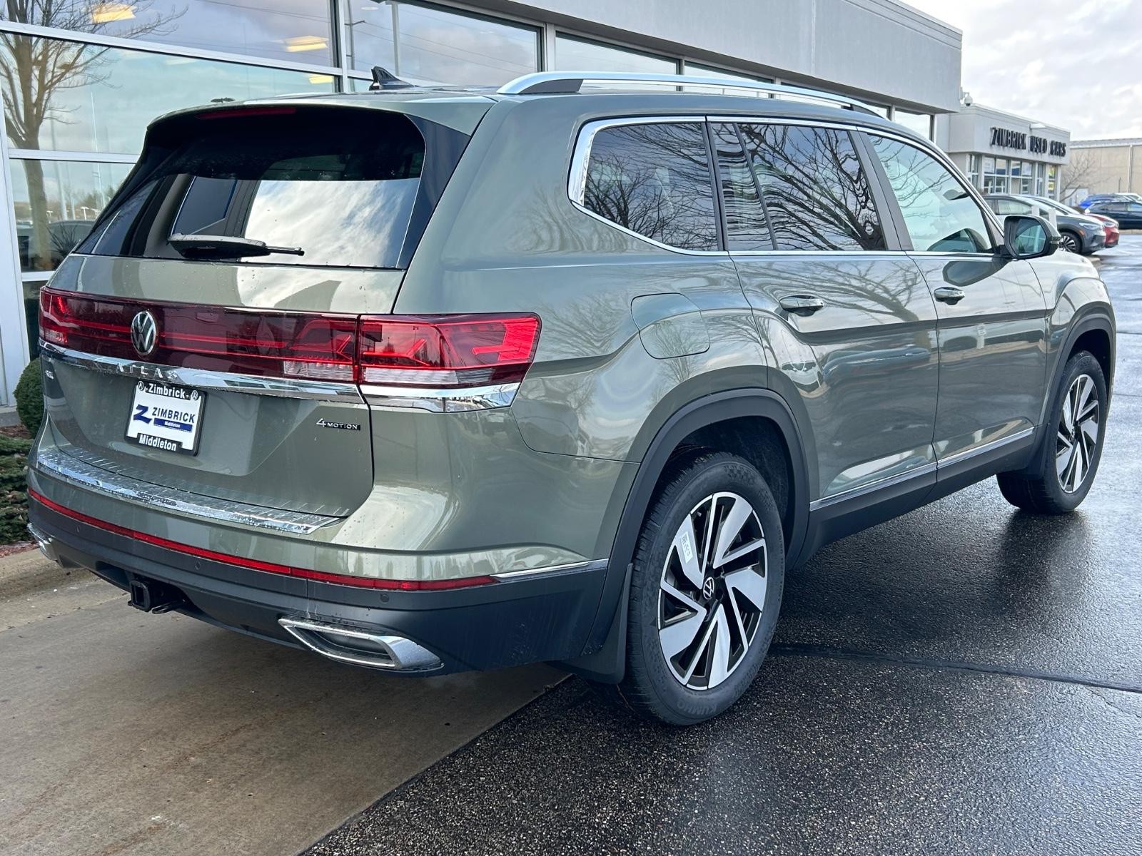 Volkswagen Atlas Vehicle Image 03