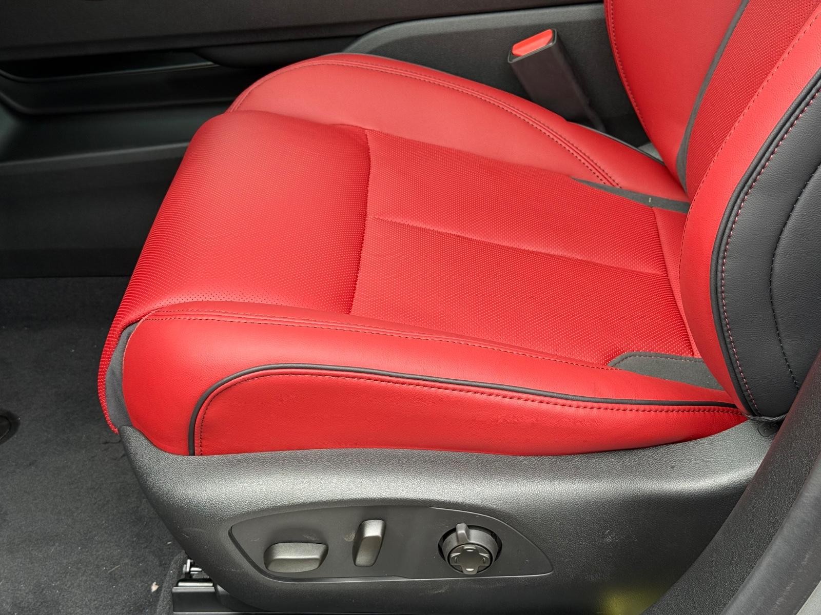 Acura ZDX Vehicle Image 17
