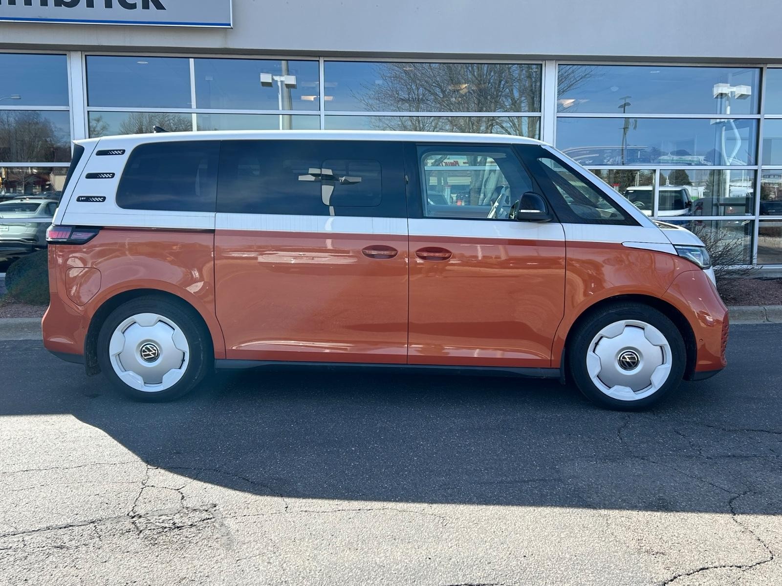 Volkswagen ID. Buzz Vehicle Image 02