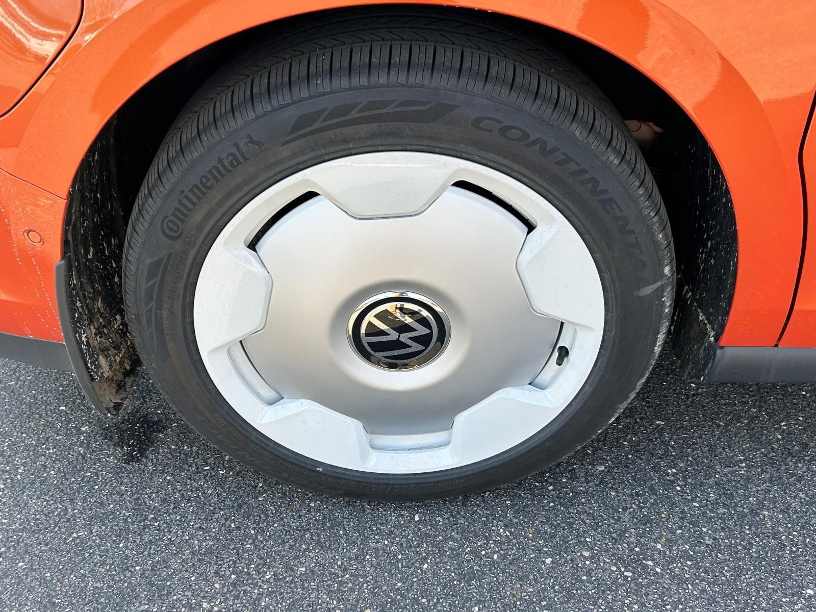 Volkswagen ID. Buzz Vehicle Image 04