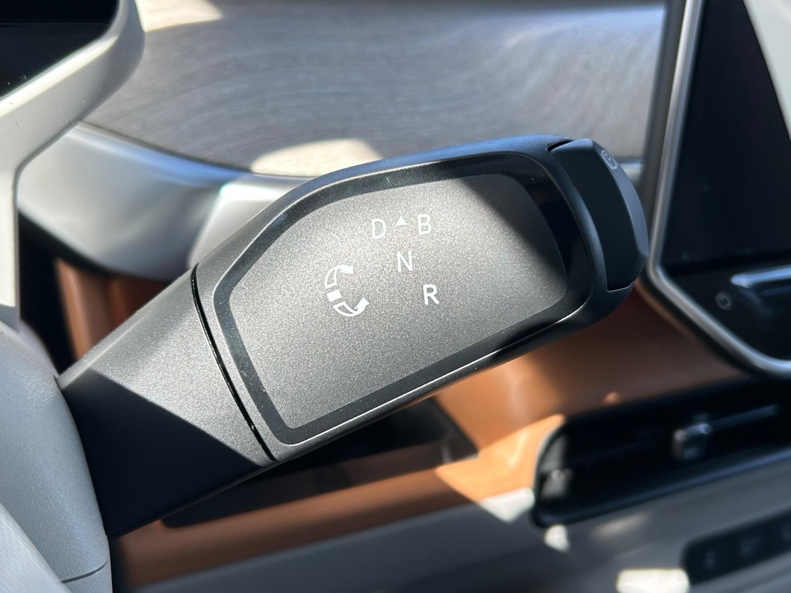 Volkswagen ID. Buzz Vehicle Image 13