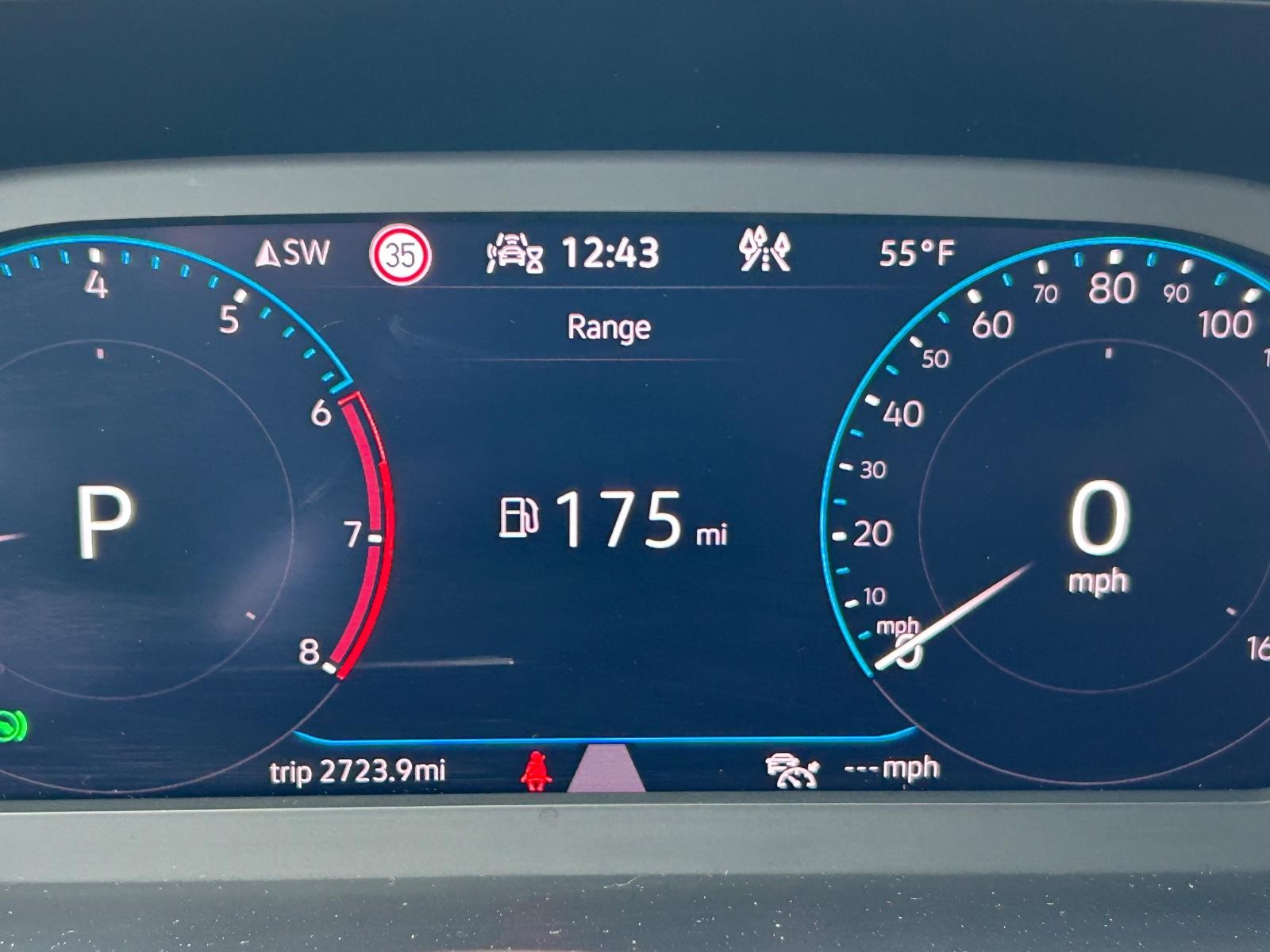 Volkswagen Taos Vehicle Image 18
