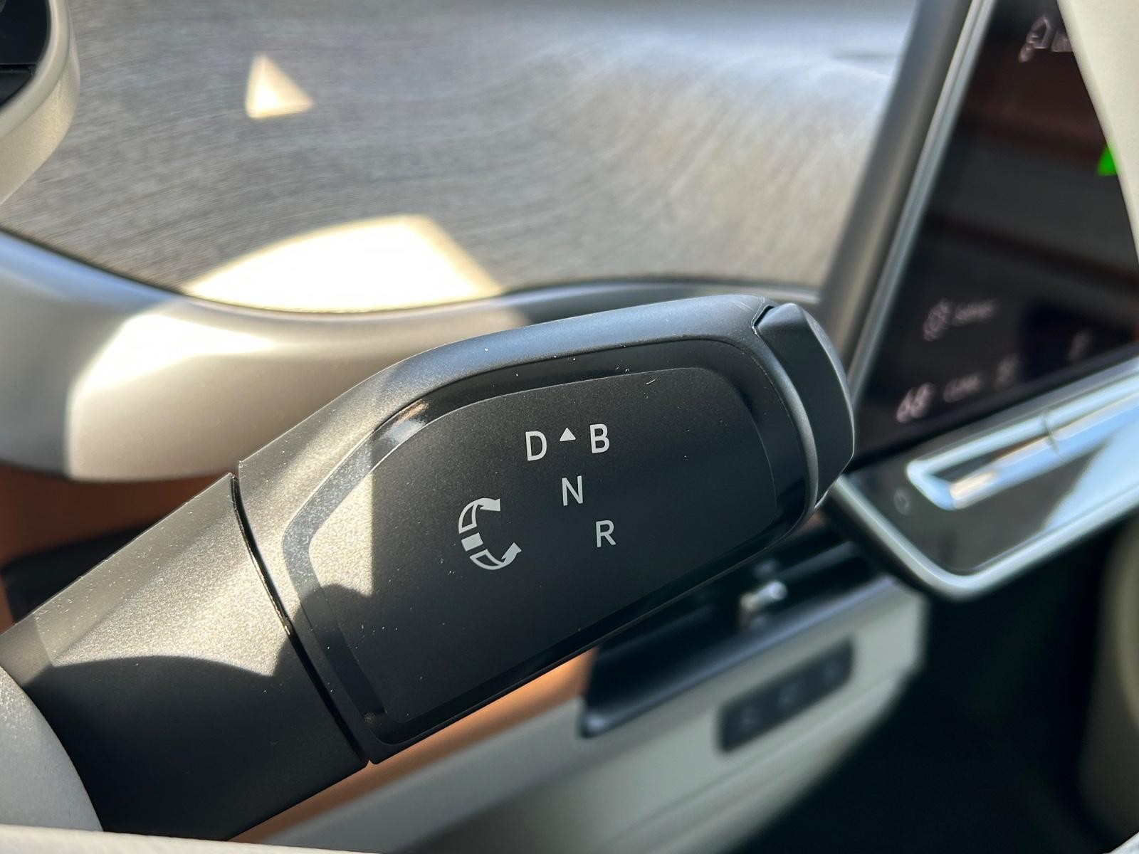 Volkswagen ID. Buzz Vehicle Image 13