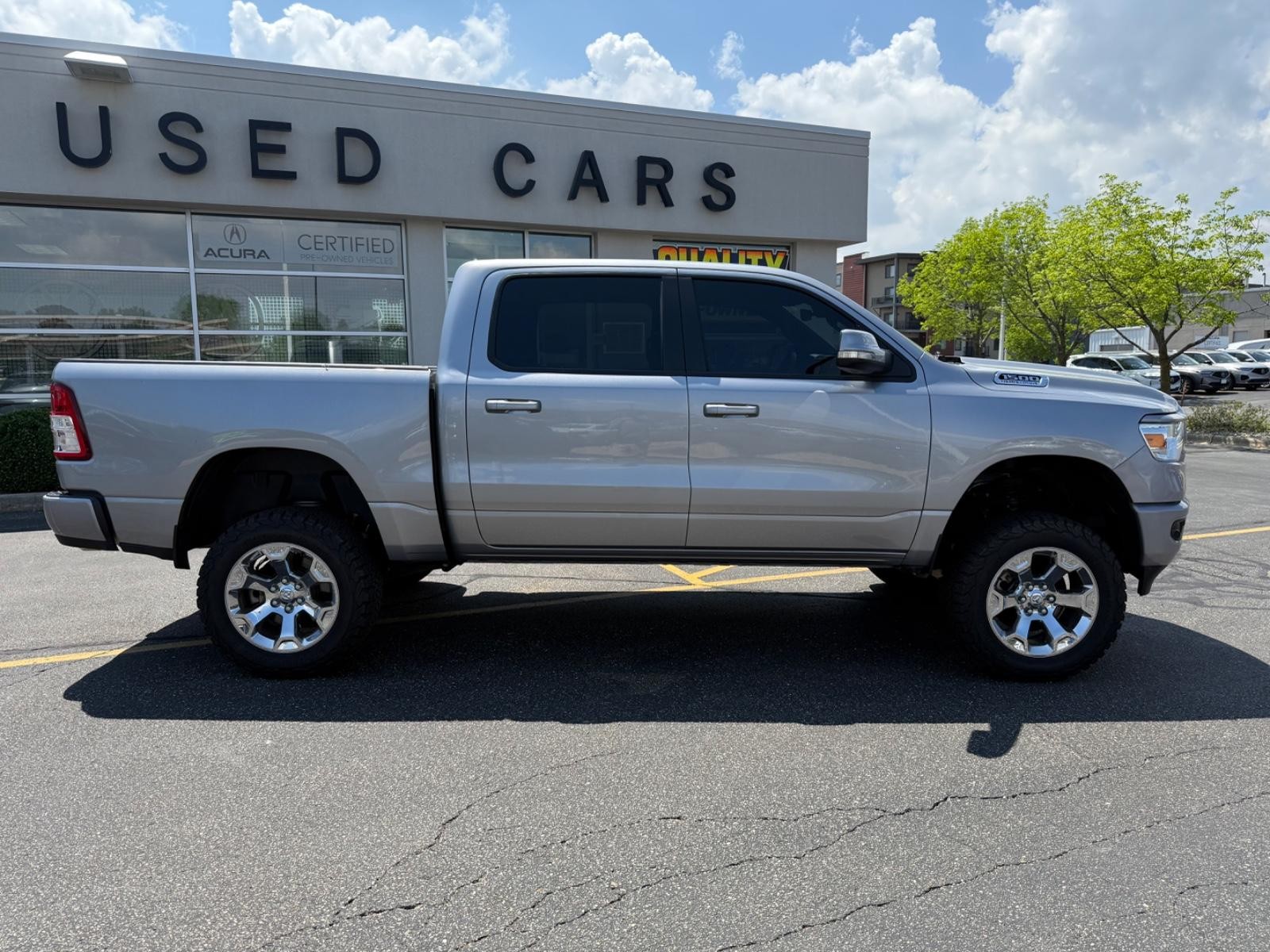 Ram 1500 Vehicle Image 02