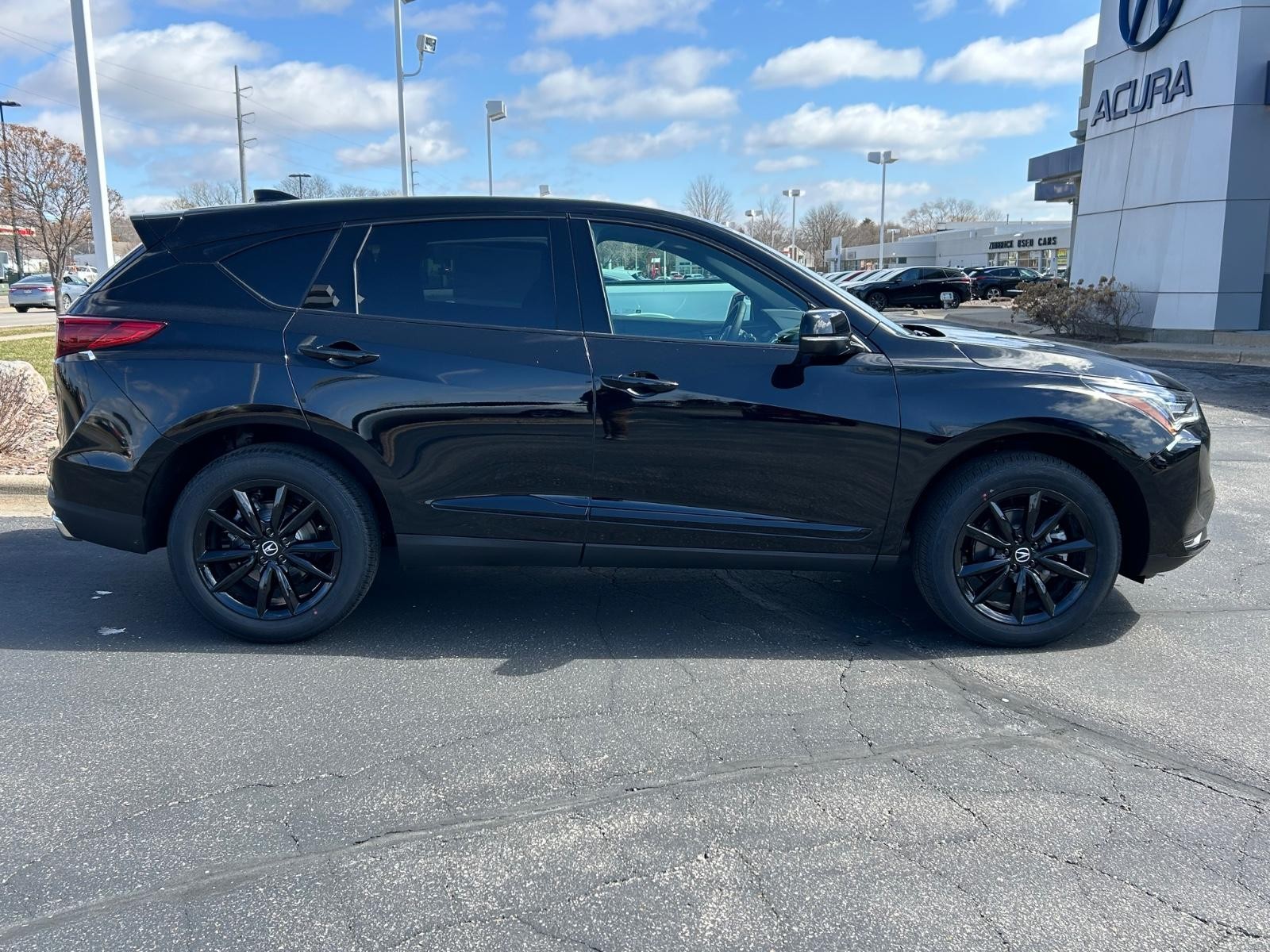 Acura RDX Vehicle Image 02