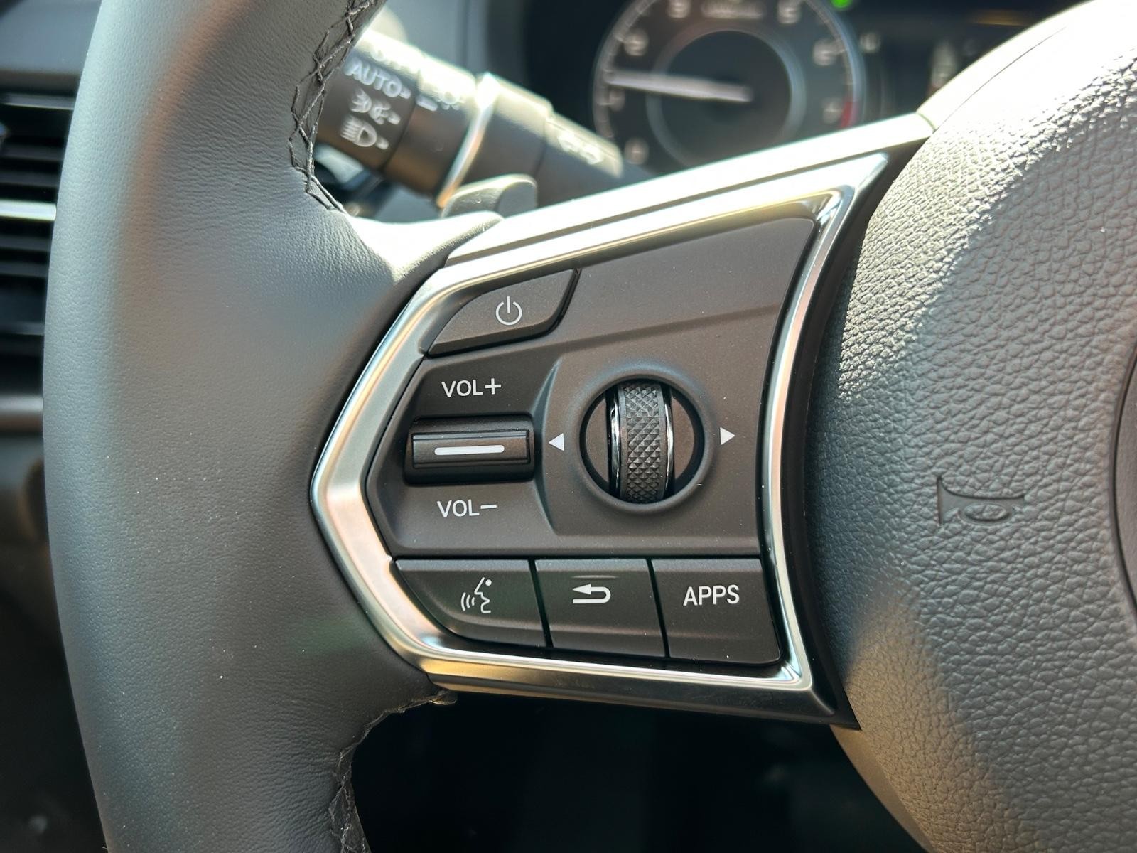 Acura RDX Vehicle Image 11