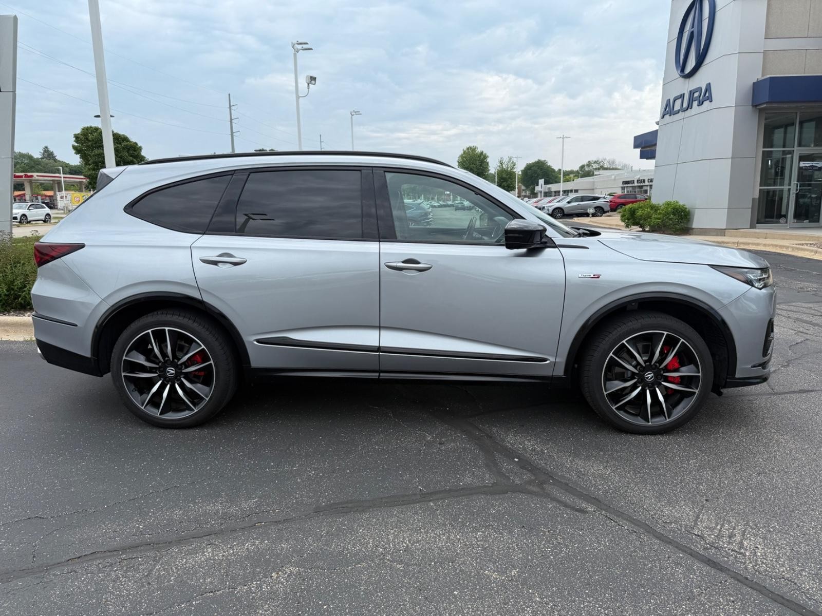 Acura MDX Vehicle Image 02