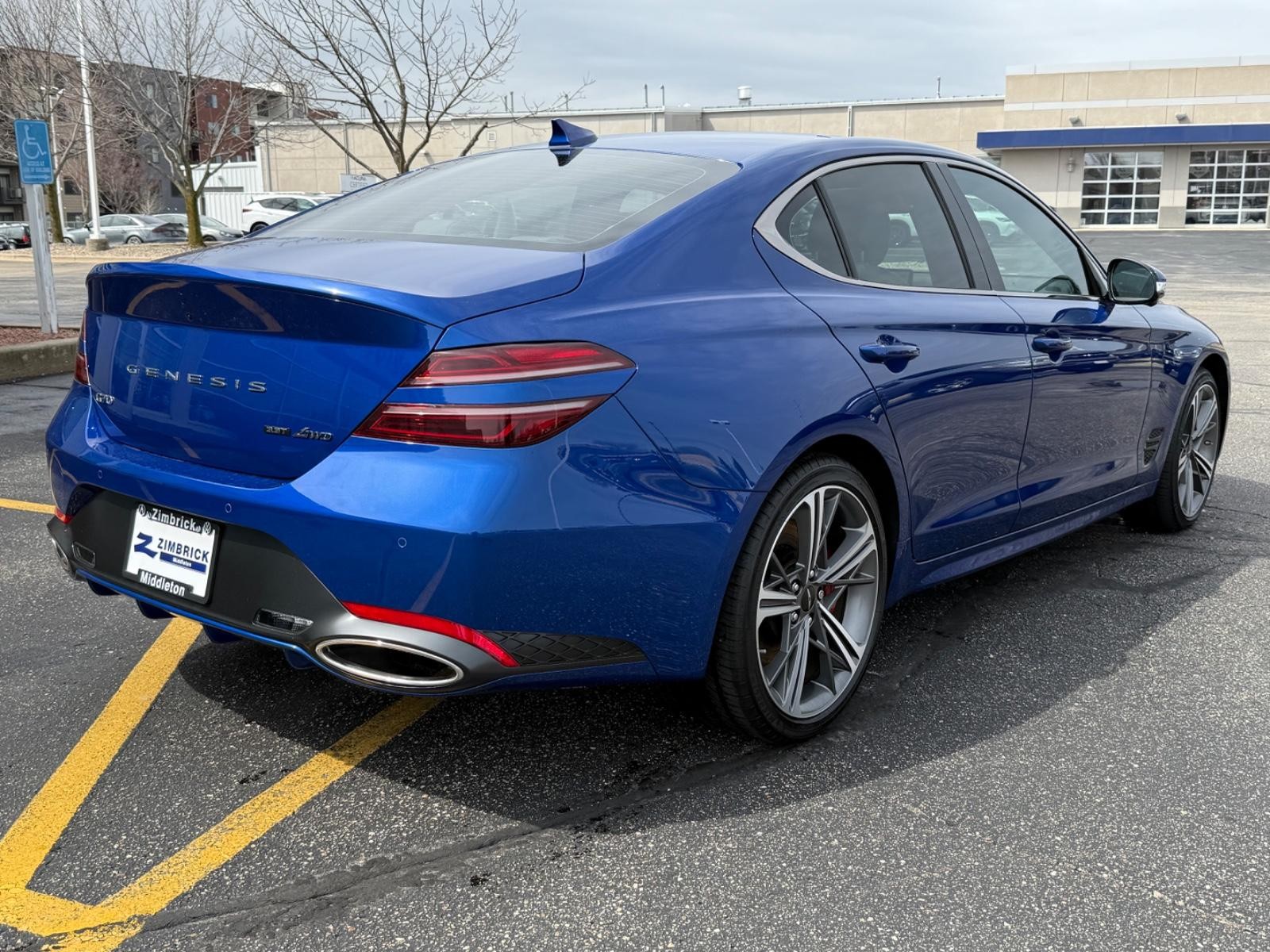 Genesis G70 Vehicle Image 03