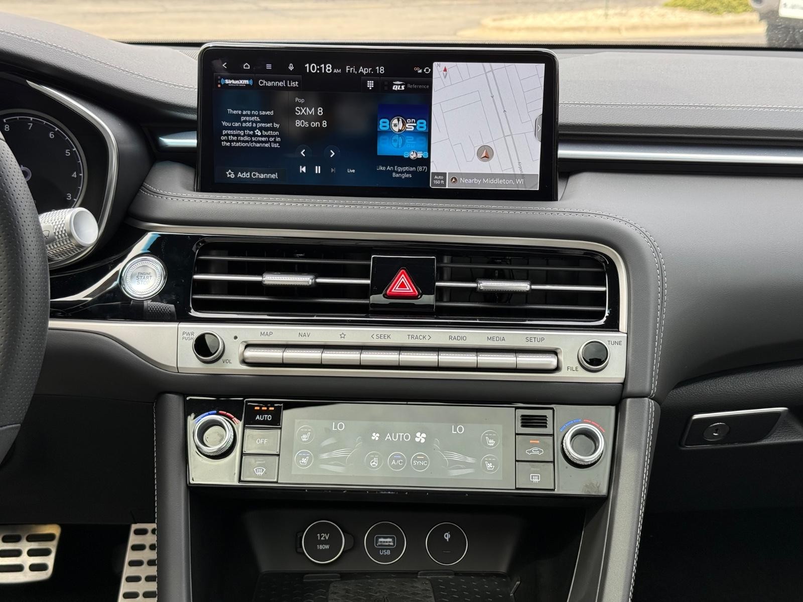 Genesis G70 Vehicle Image 12