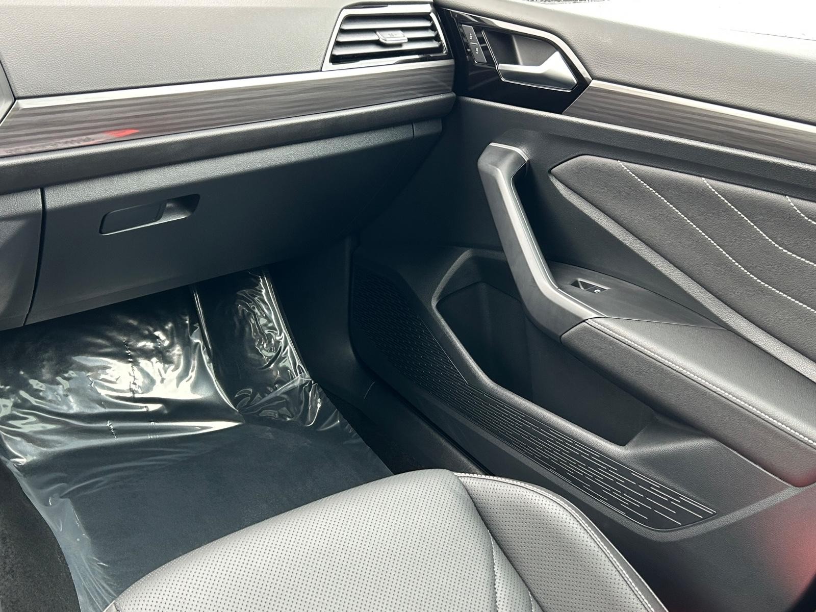 Volkswagen Jetta Vehicle Image 15