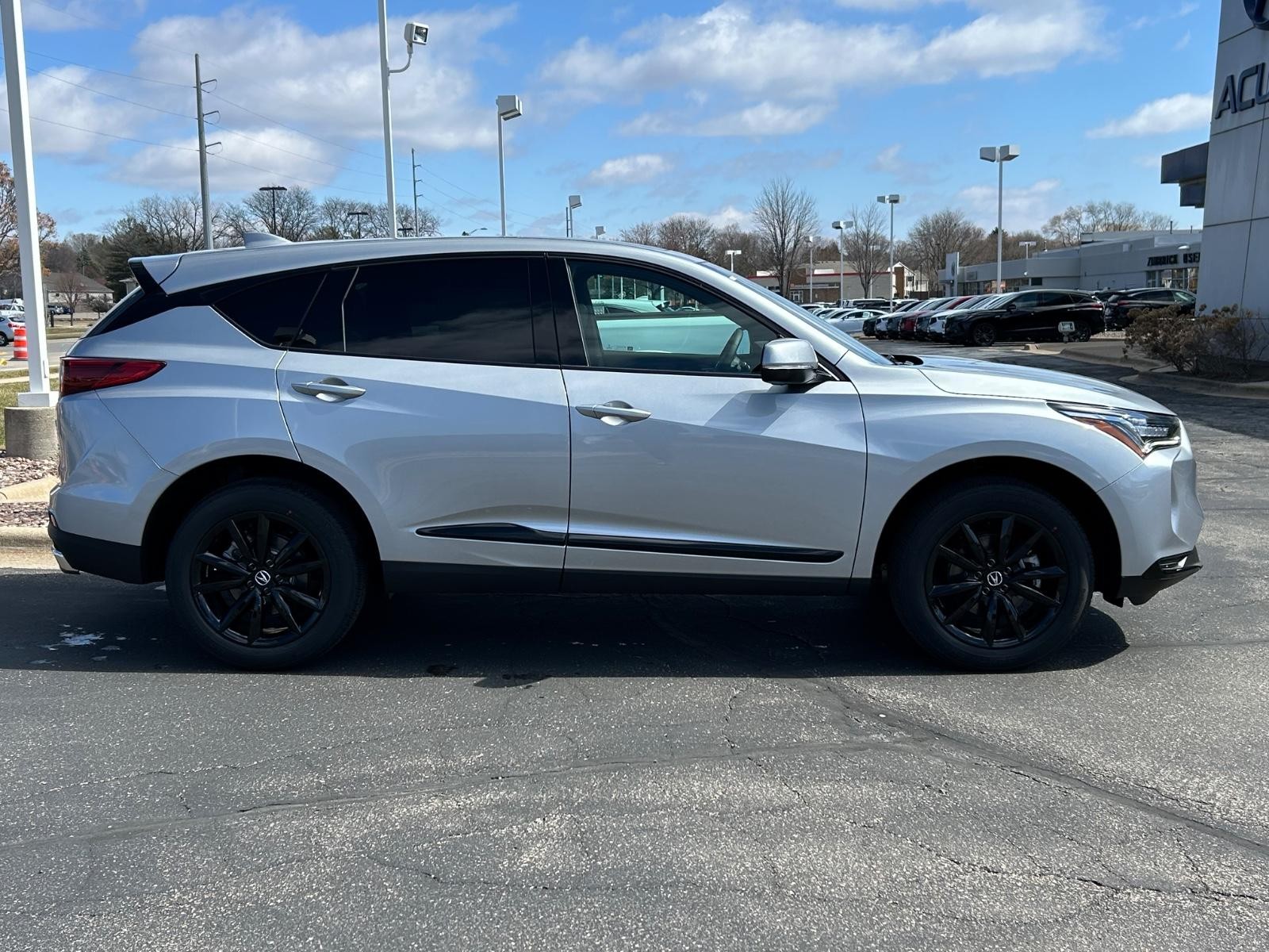 Acura RDX Vehicle Image 02