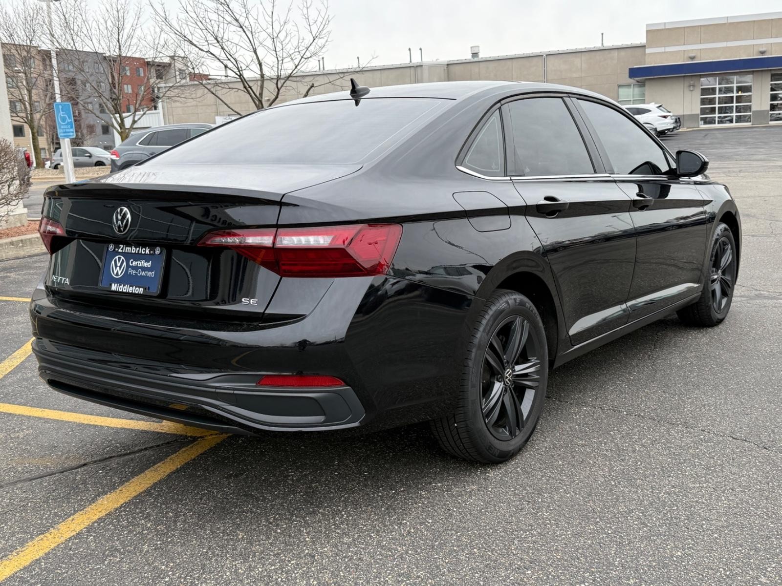 Volkswagen Jetta Vehicle Image 03