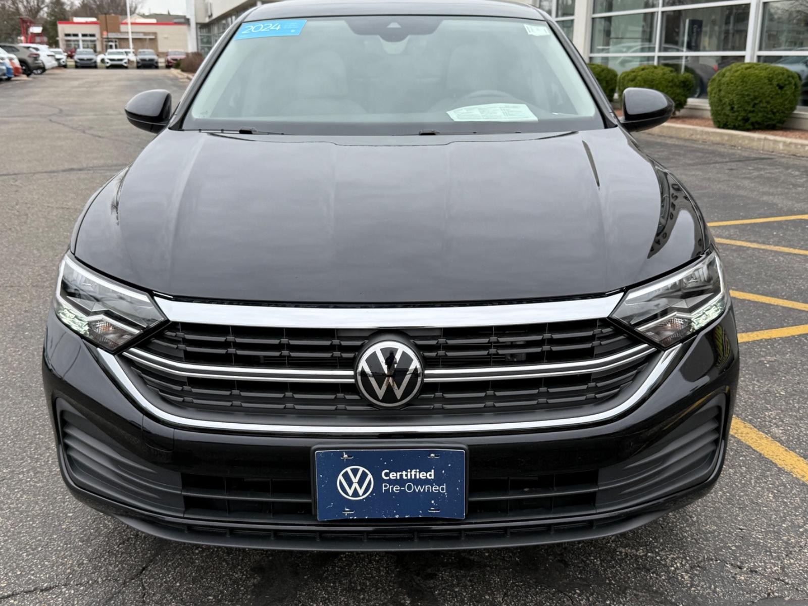Volkswagen Jetta Vehicle Image 09
