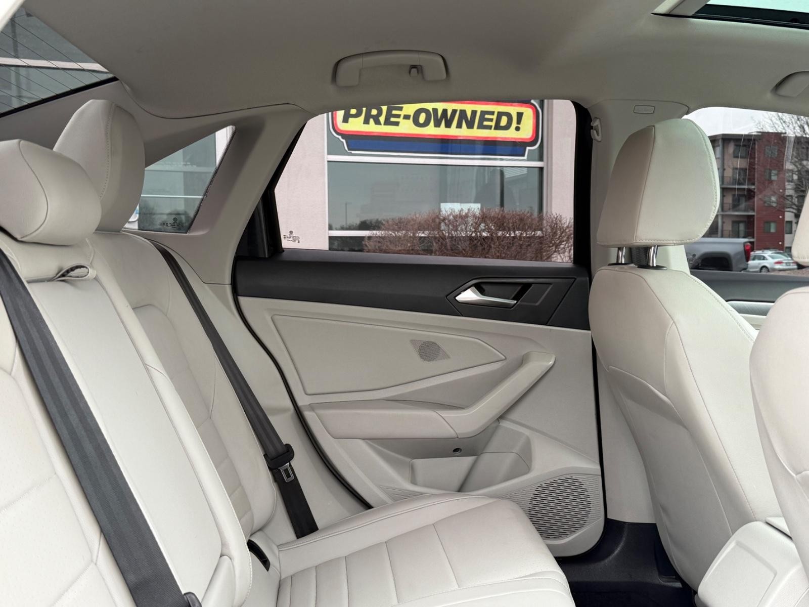 Volkswagen Jetta Vehicle Image 10
