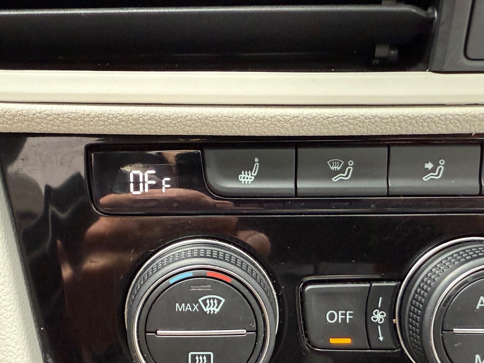 Volkswagen Jetta Vehicle Image 20