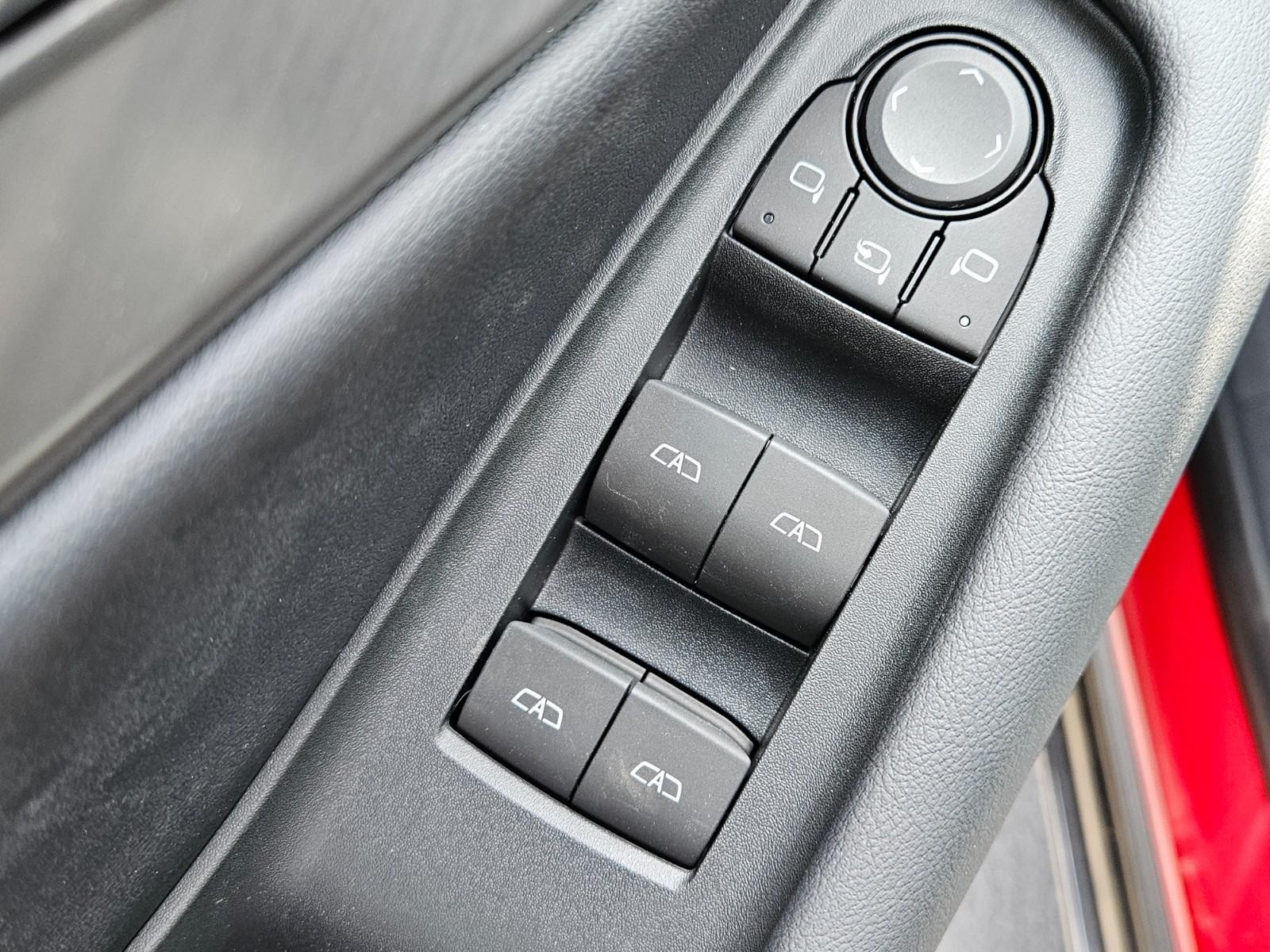 Acura ZDX Vehicle Image 16