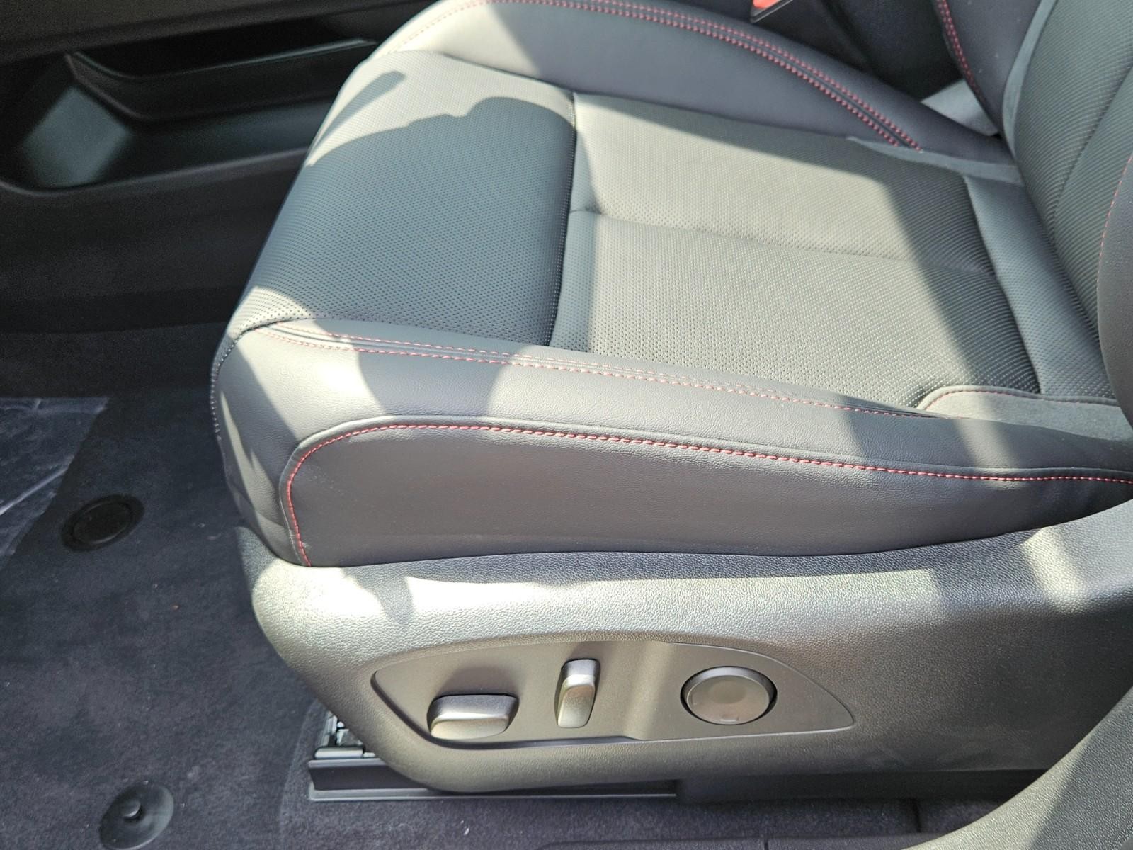 Acura ZDX Vehicle Image 17