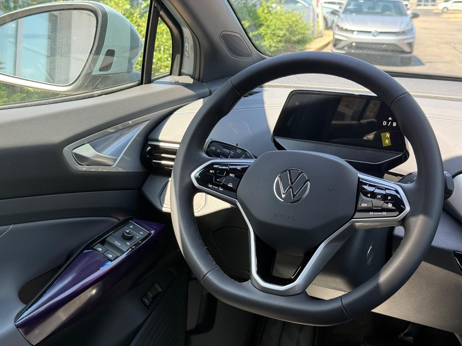 Volkswagen ID.4 Vehicle Image 08