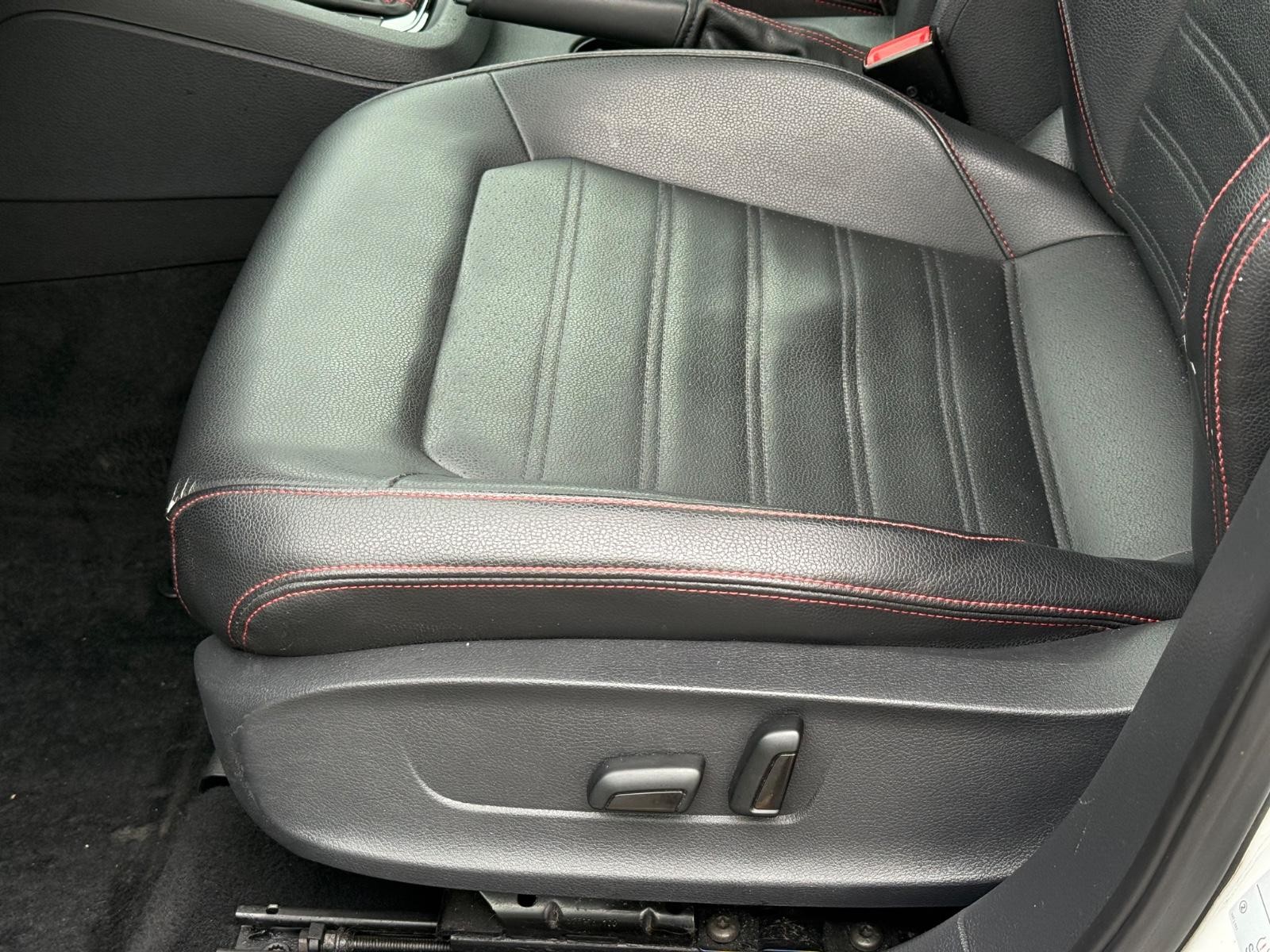 Volkswagen Jetta Vehicle Image 22