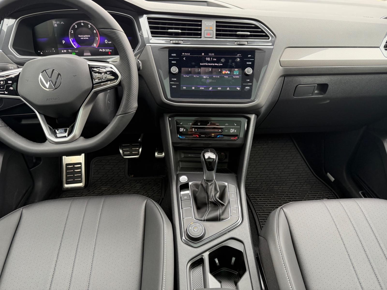 Volkswagen Tiguan Vehicle Image 06