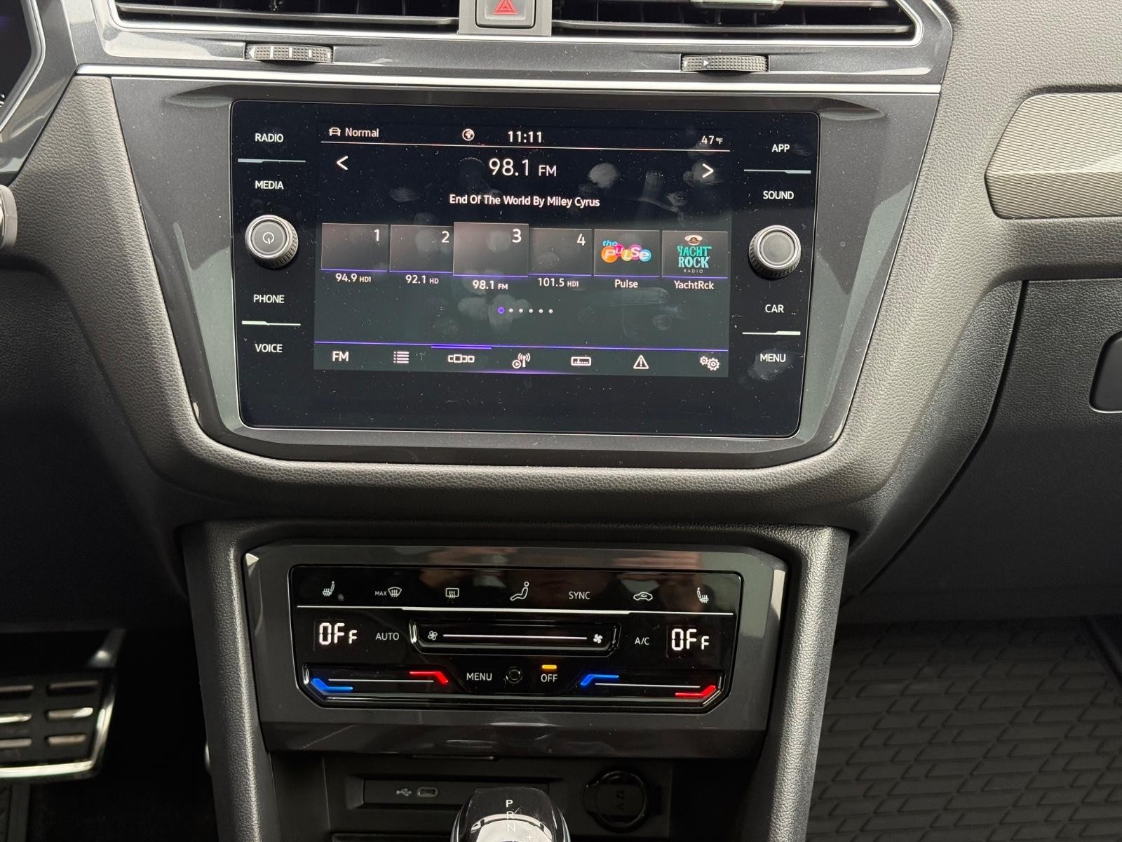 Volkswagen Tiguan Vehicle Image 07