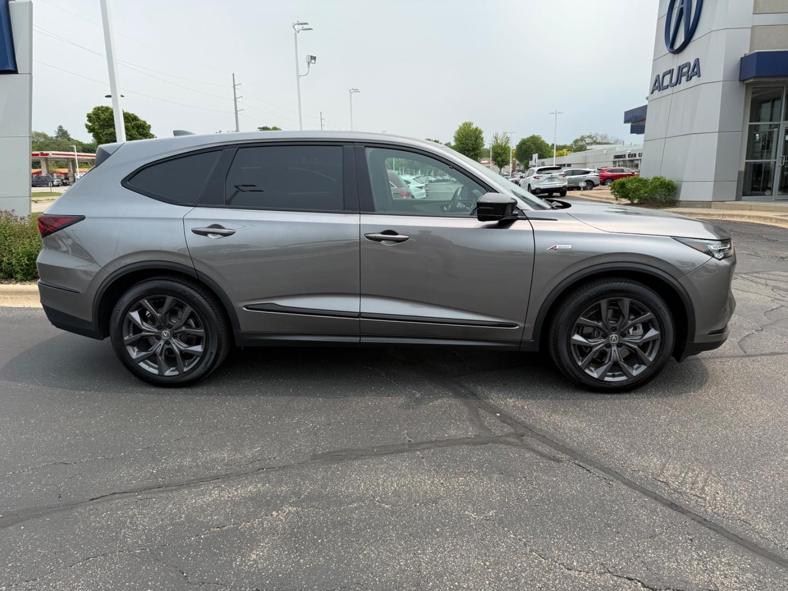Acura MDX Vehicle Image 02