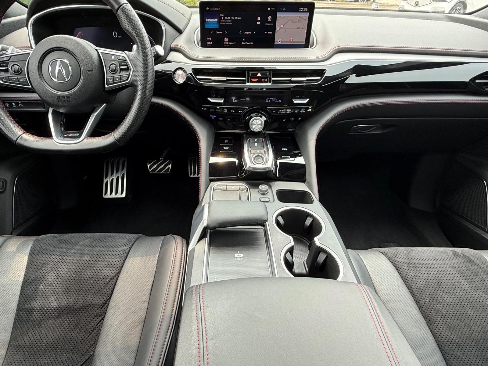 Acura MDX Vehicle Image 12