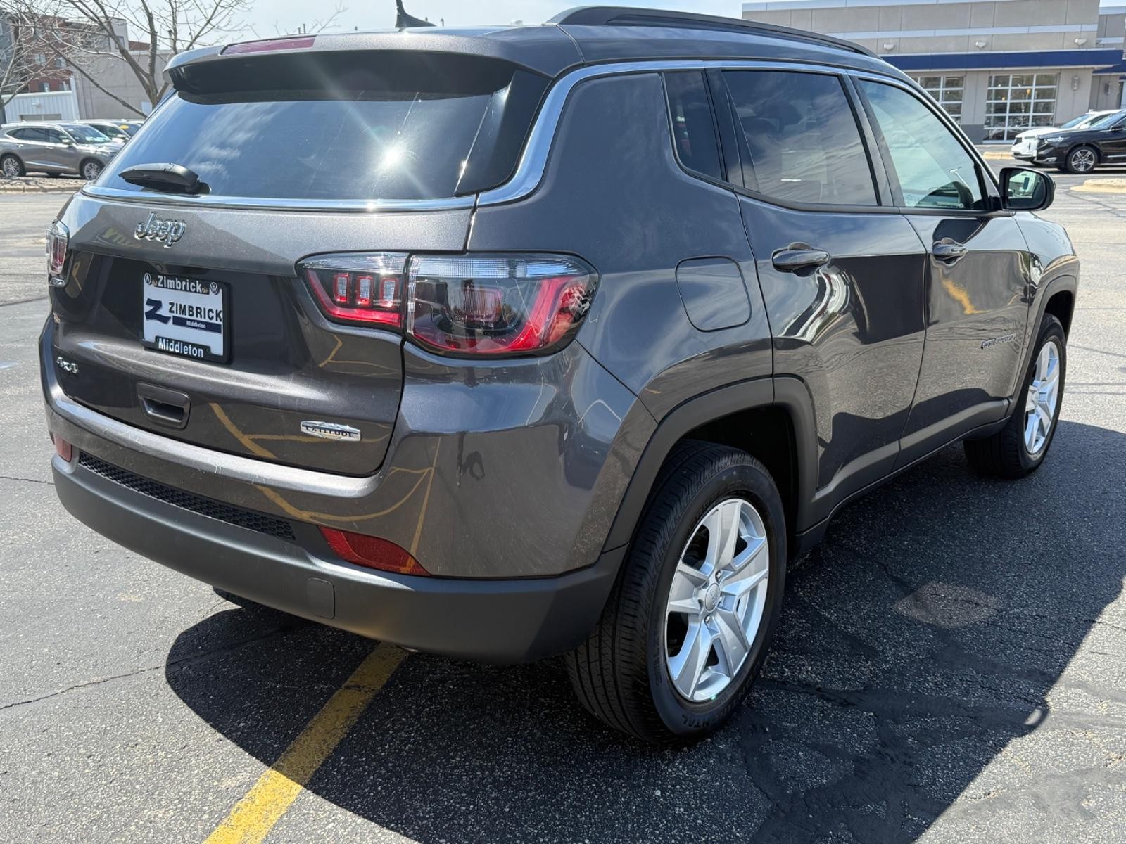 Jeep Compass Vehicle Image 03