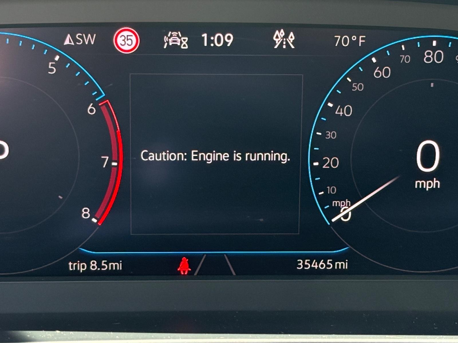 Volkswagen Taos Vehicle Image 18