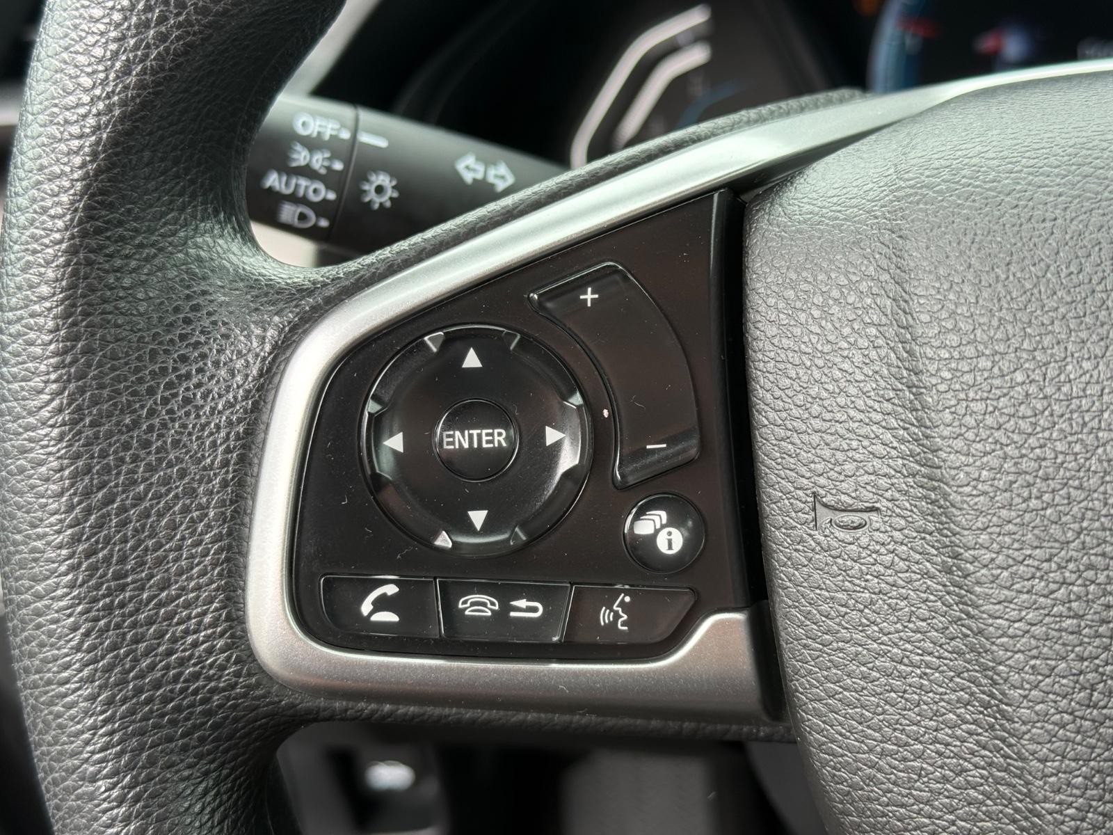 Honda Civic Sedan Vehicle Image 16