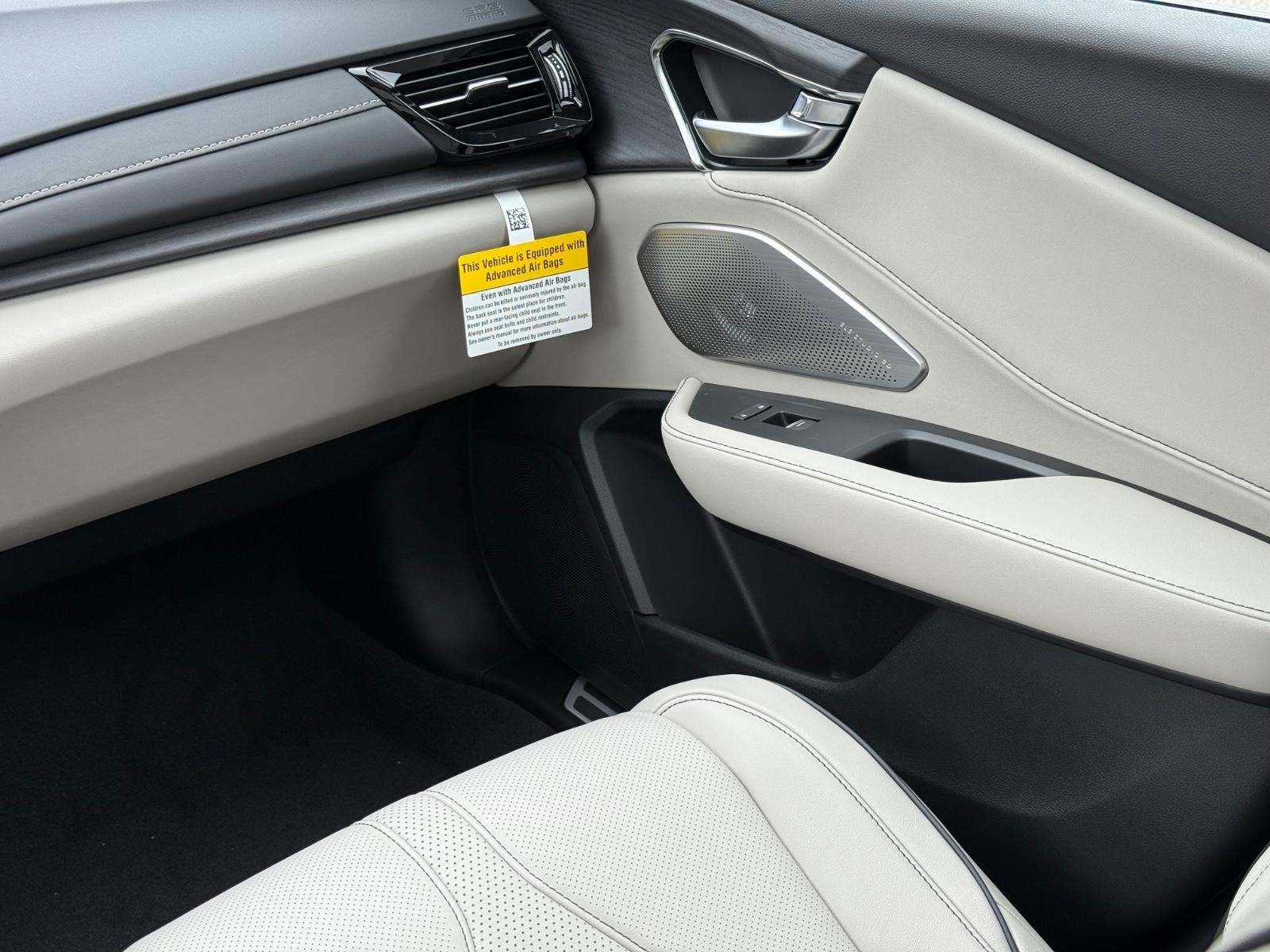 Acura RDX Vehicle Image 10