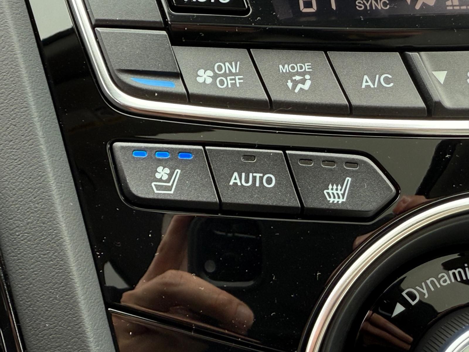 Acura RDX Vehicle Image 15