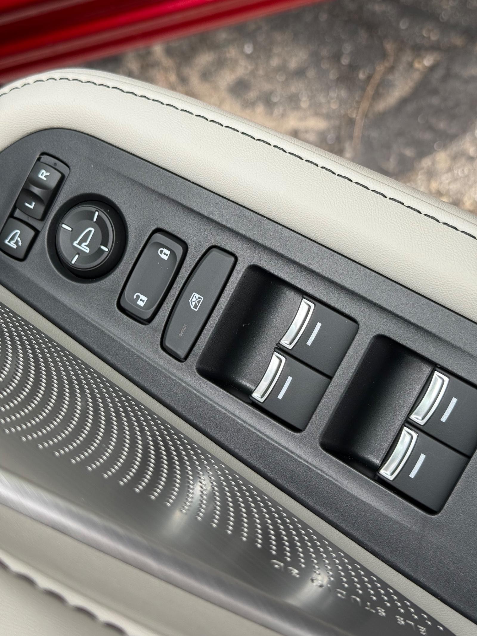Acura RDX Vehicle Image 16