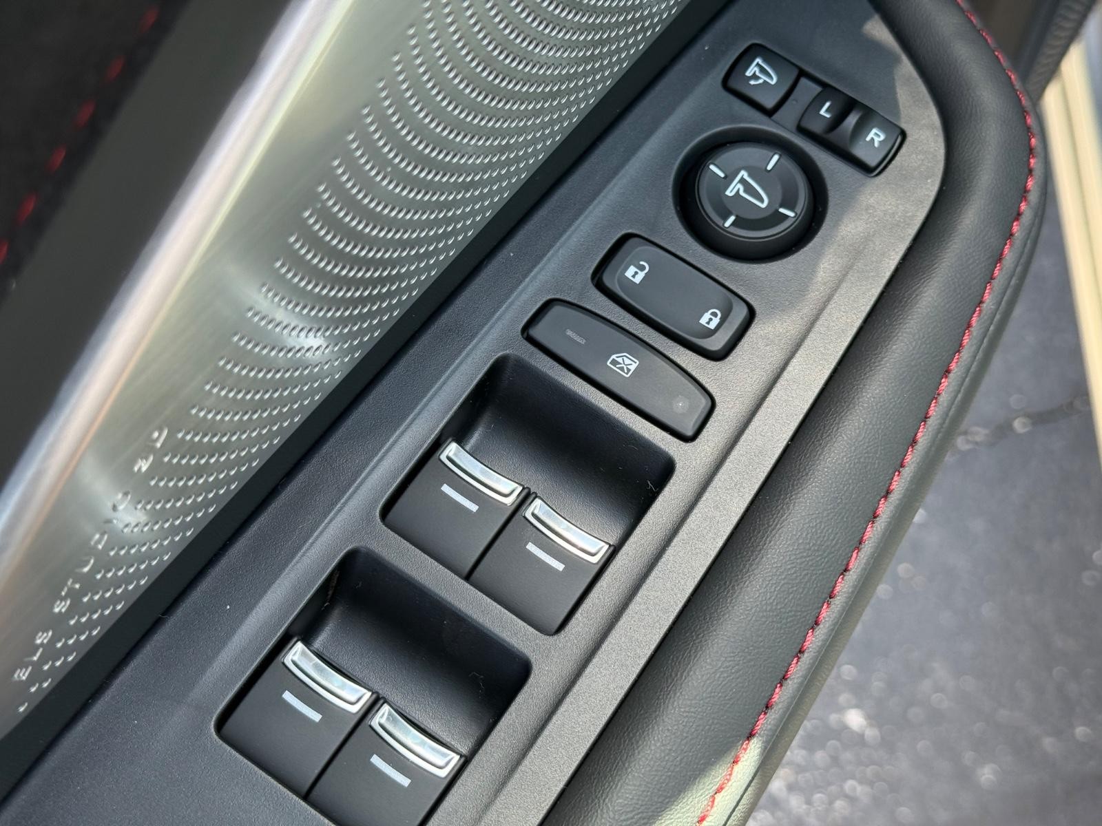 Acura RDX Vehicle Image 16