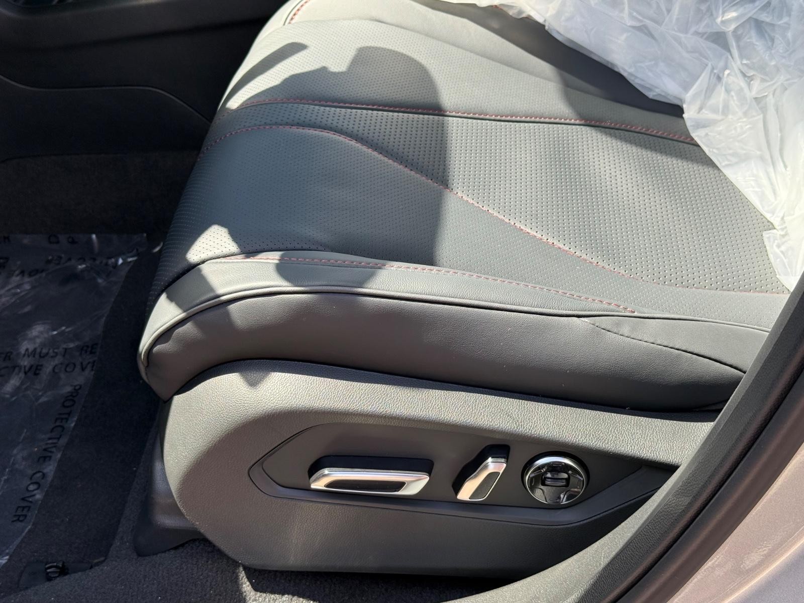 Acura RDX Vehicle Image 17
