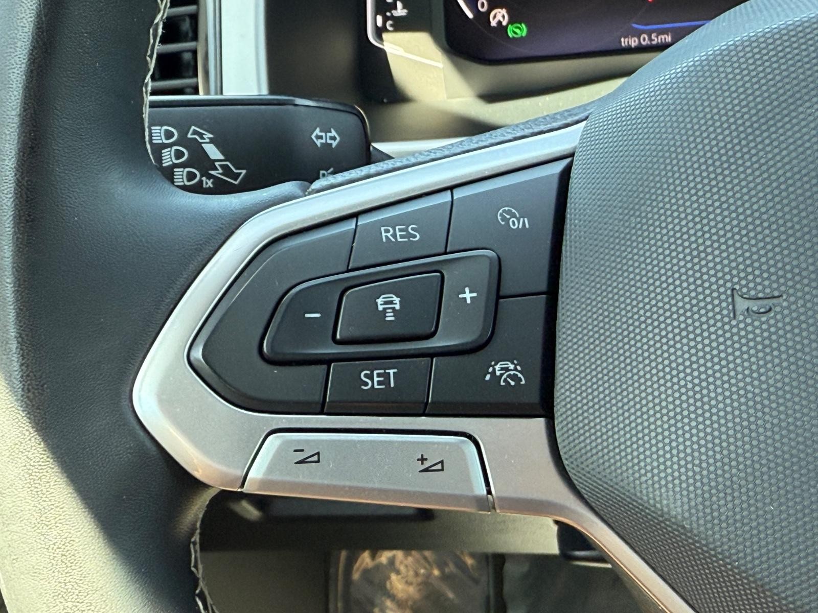 Volkswagen Atlas Vehicle Image 17