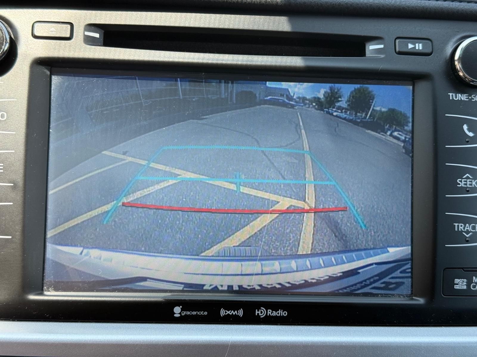 Toyota Highlander Vehicle Image 19