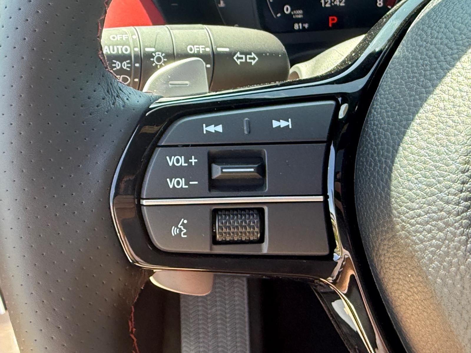 Acura ADX Vehicle Image 11