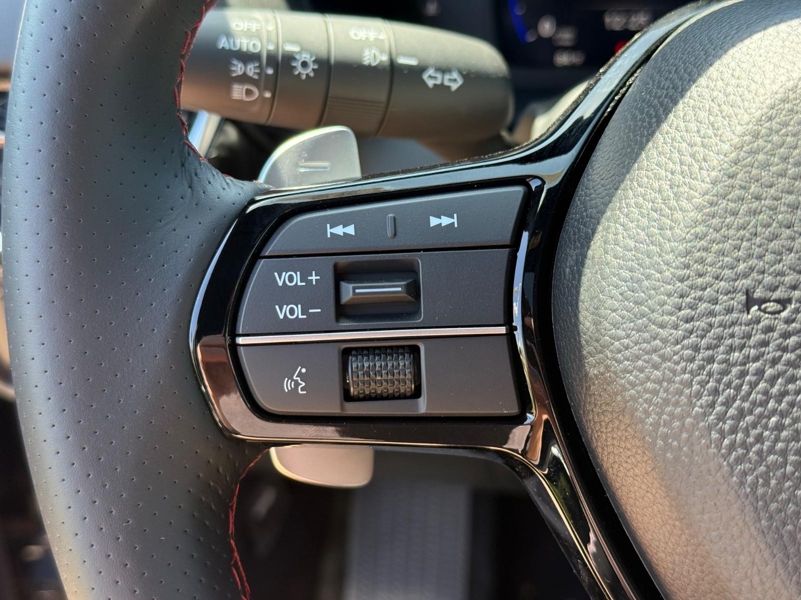 Acura ADX Vehicle Image 11