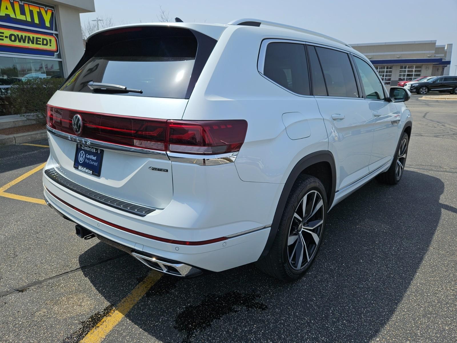 Volkswagen Atlas Vehicle Image 03