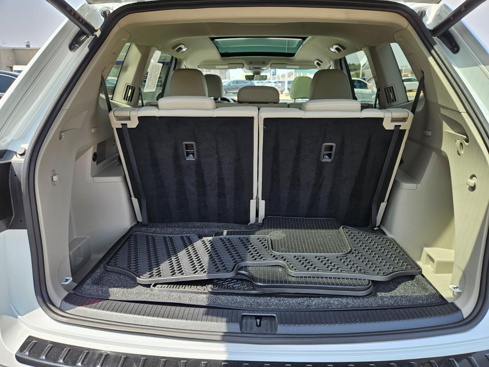 Volkswagen Atlas Vehicle Image 05