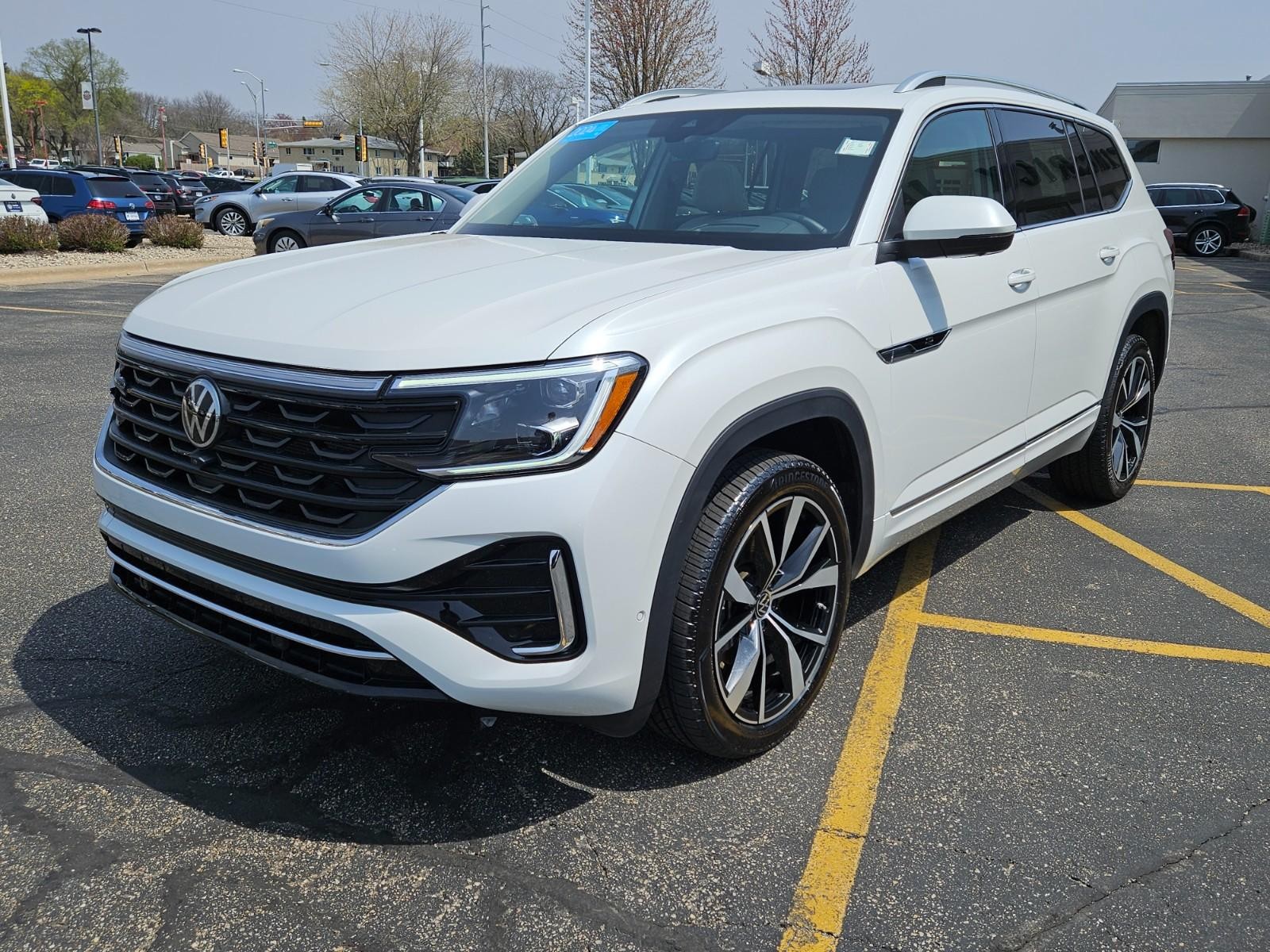Volkswagen Atlas Vehicle Image 08