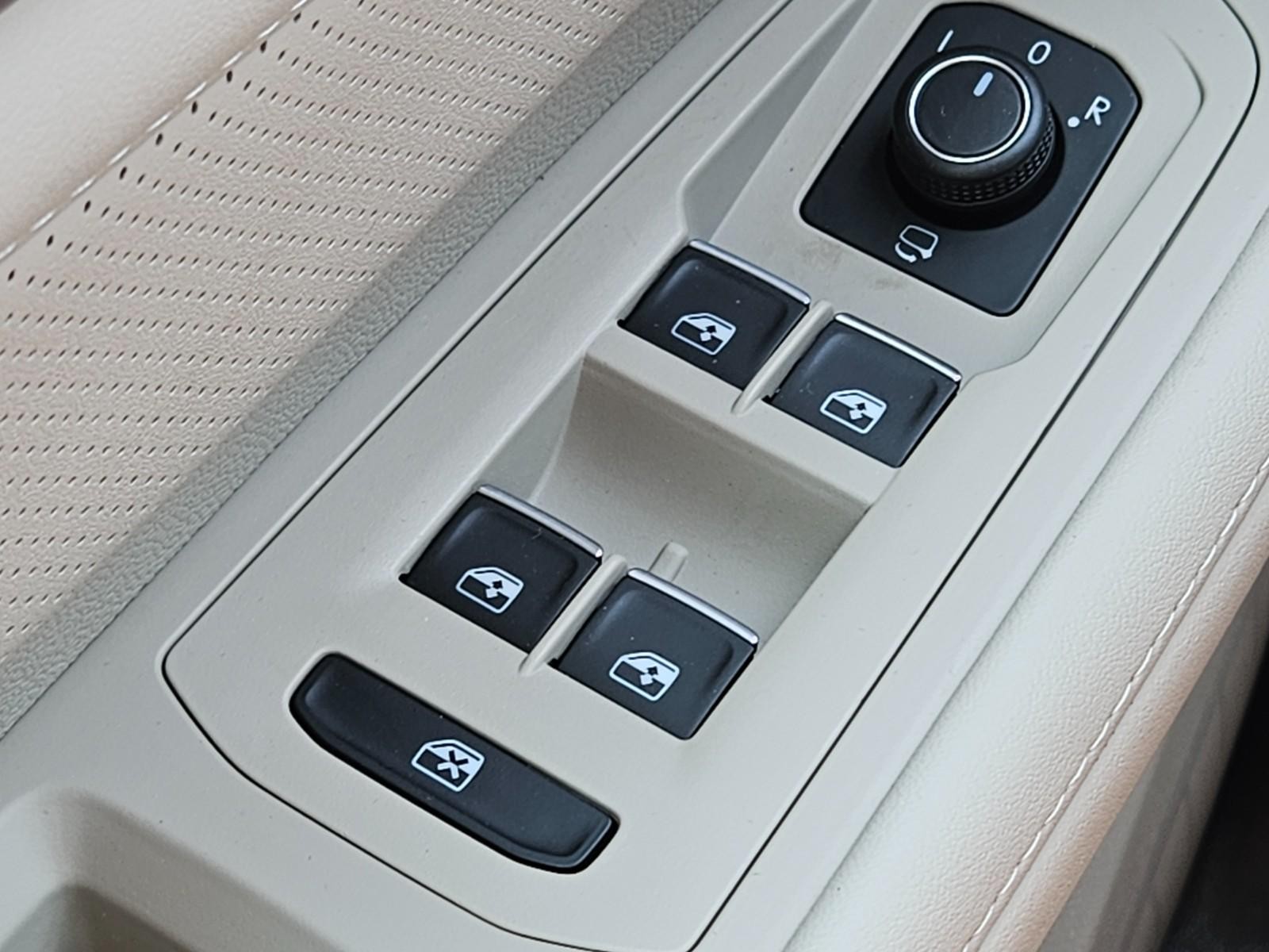 Volkswagen Atlas Vehicle Image 22