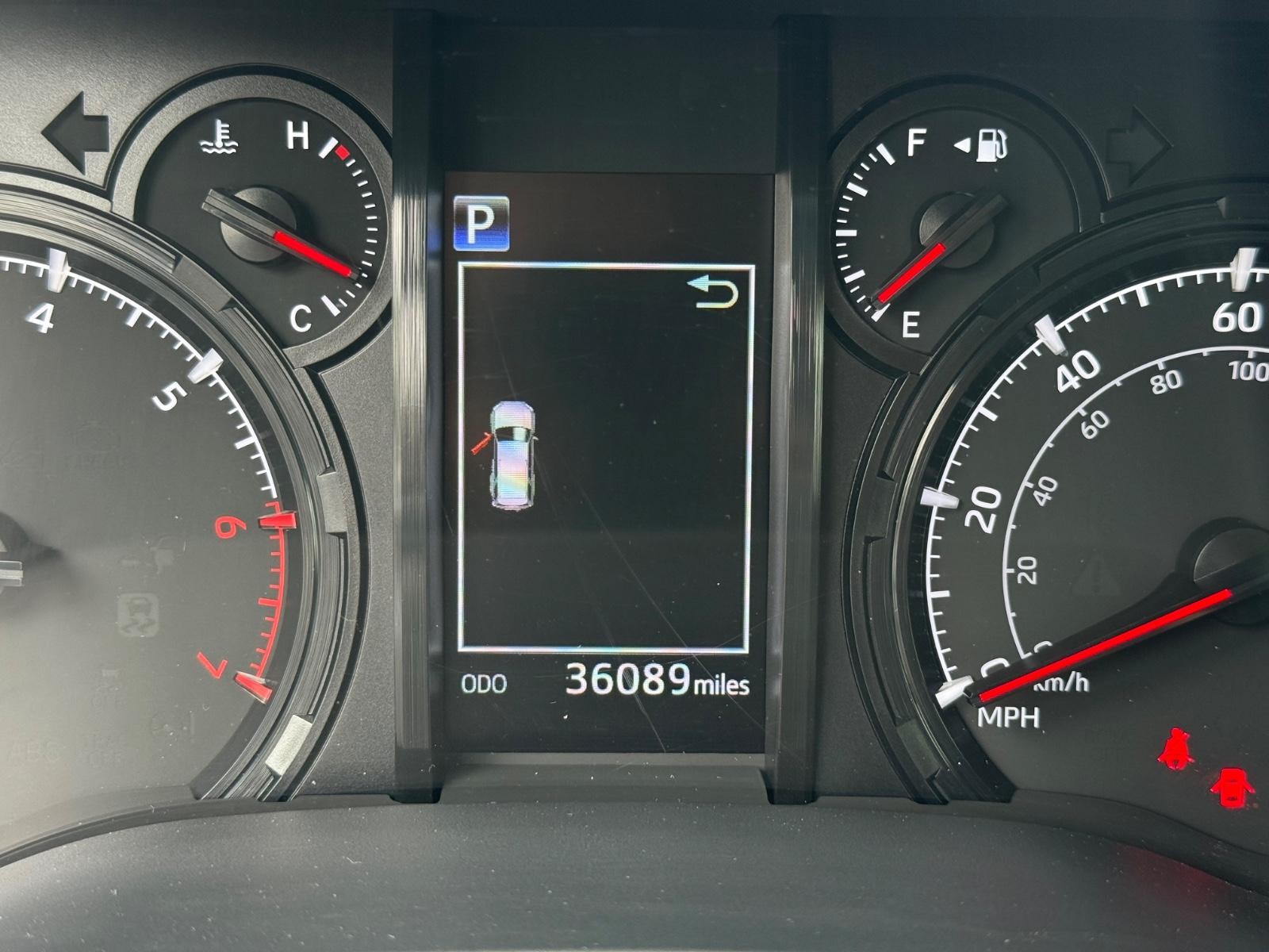 Toyota 4Runner Vehicle Image 18