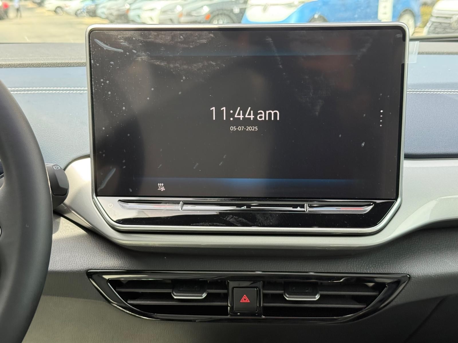 Volkswagen ID.4 Vehicle Image 07