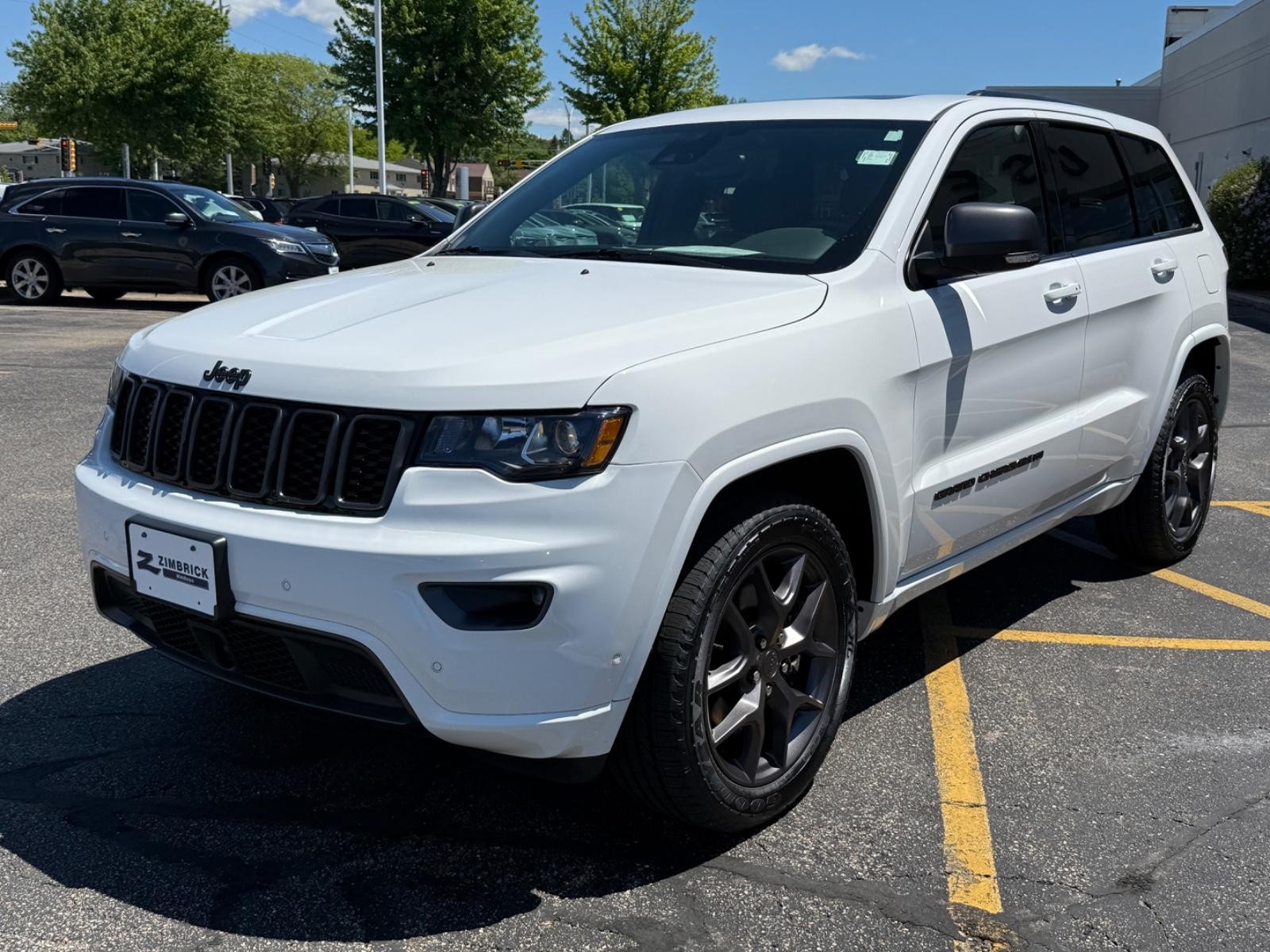 Jeep Grand Cherokee Vehicle Image 08