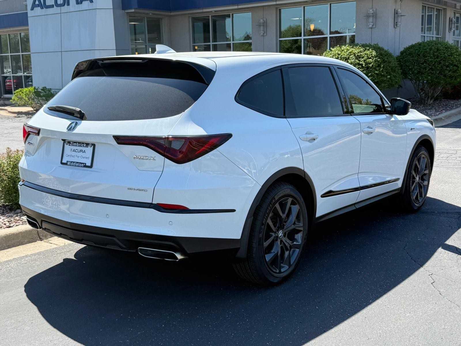 Acura MDX Vehicle Image 03
