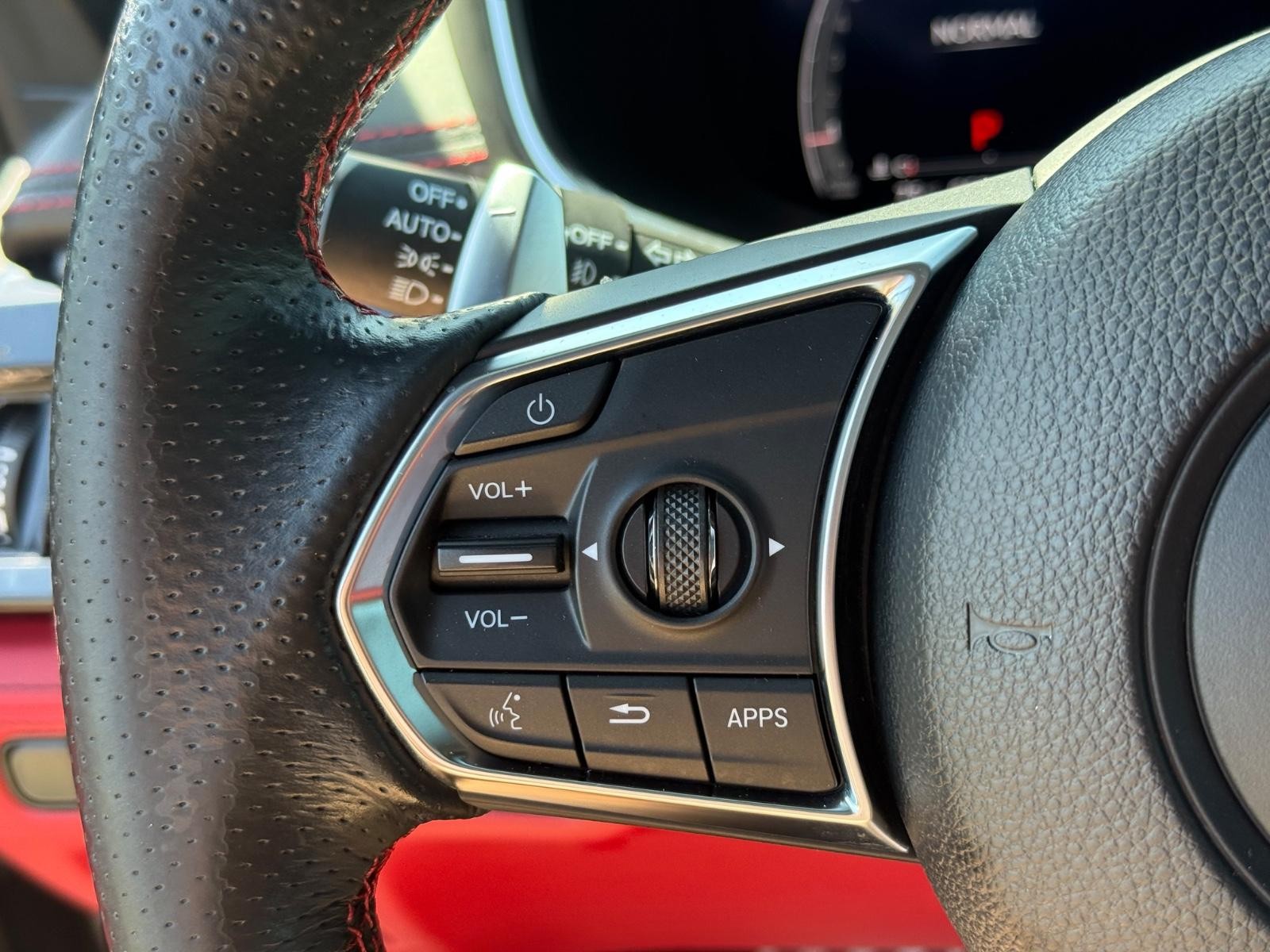 Acura MDX Vehicle Image 18